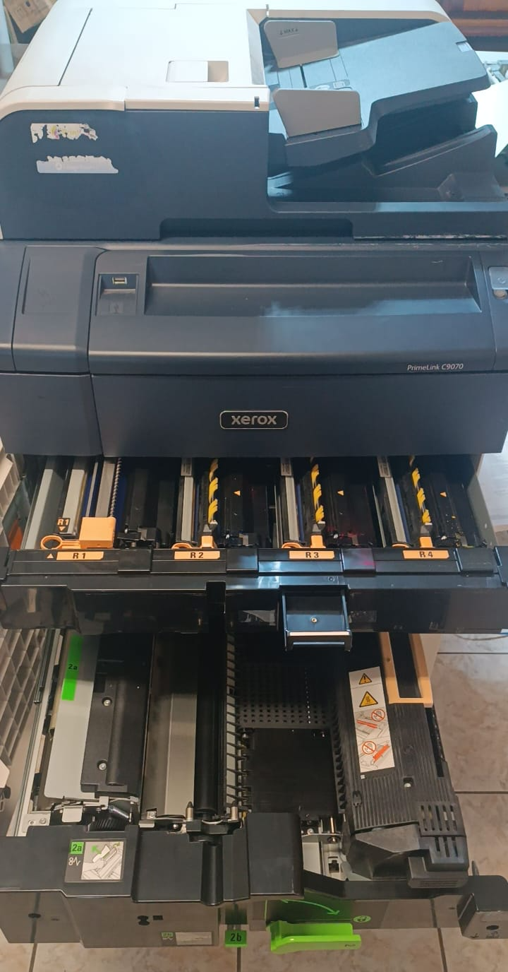 Maquina profesional Xerox PrimeLink C9070